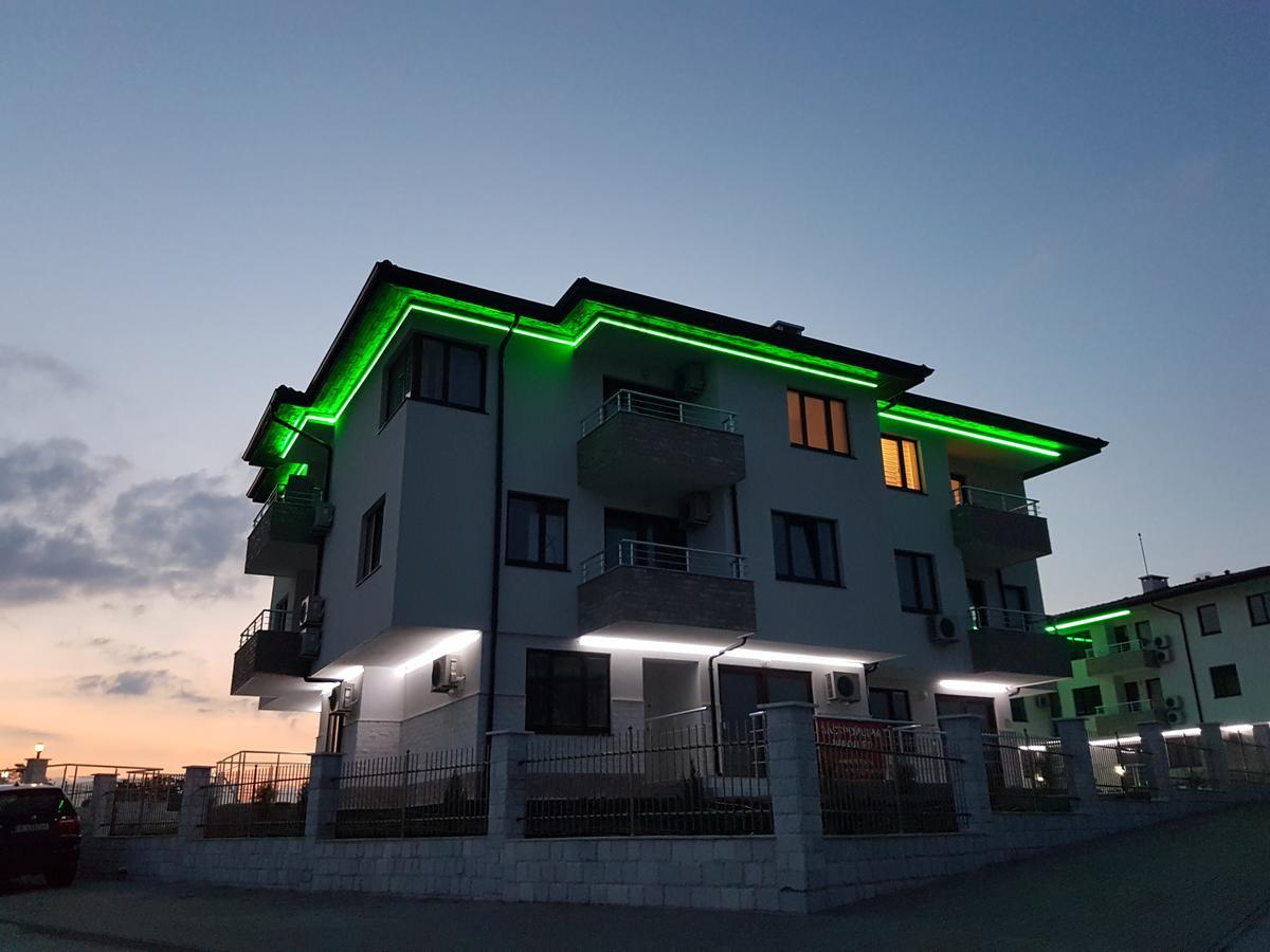 Emerald Hills Aparthotel Sozopol Esterno foto