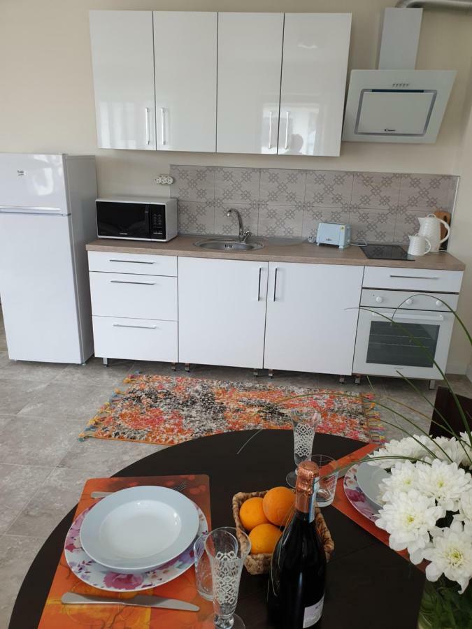 Emerald Hills Aparthotel Sozopol Esterno foto